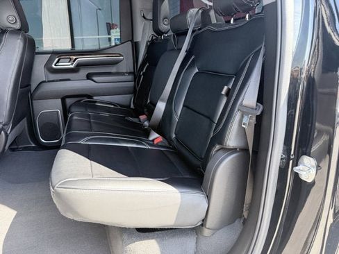 Used 2024 GMC Sierra 1500 Elevation w/ LPO, Elevation Black Package AWD/4WD image 21