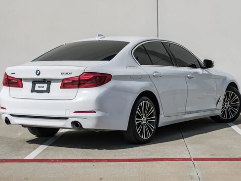 Used 2019 BMW 530i xDrive w/ Convenience Package image 4