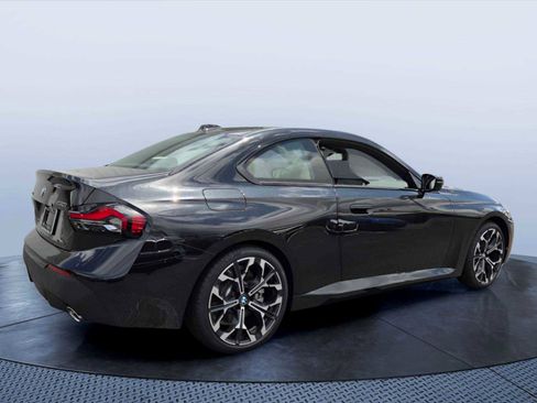 New 2025 BMW 230i xDrive Coupe w/ Premium Package AWD/4WD image 5