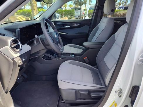 New 2026 Chevrolet TrailBlazer LS w/ LS Convenience Package FWD image 5