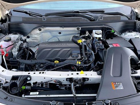 New 2026 Buick Envista Sport Touring w/ Studio Series image 14