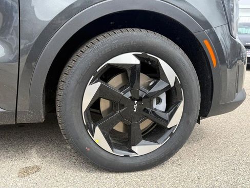 New 2026 Kia Sorento EX AWD/4WD image 12