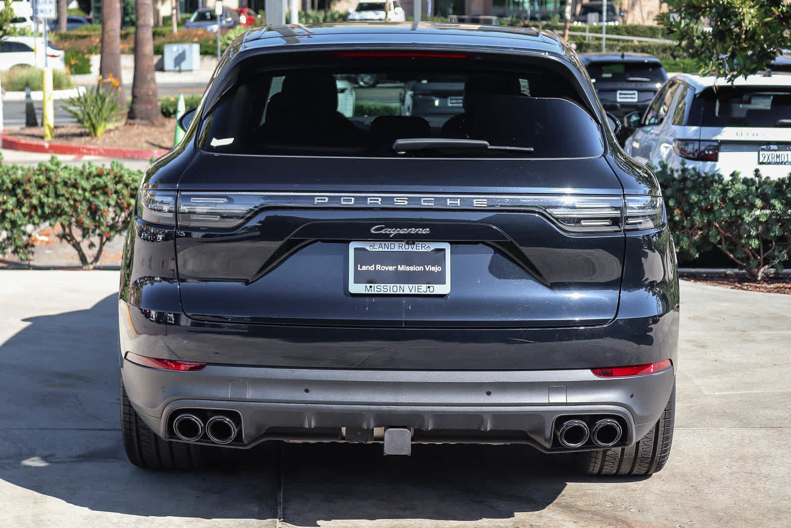 Used 2023 Porsche Cayenne Platinum Edition AWD/4WD image 5