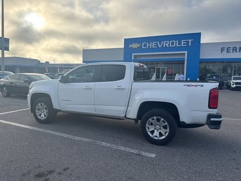 Used 2022 Chevrolet Colorado LT w/ LT Convenience Package image 4
