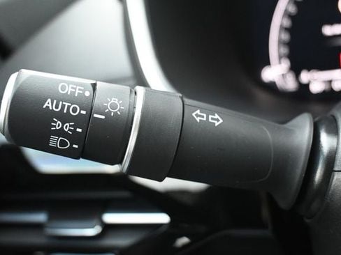 Used 2025 Acura MDX SH-AWD image 43
