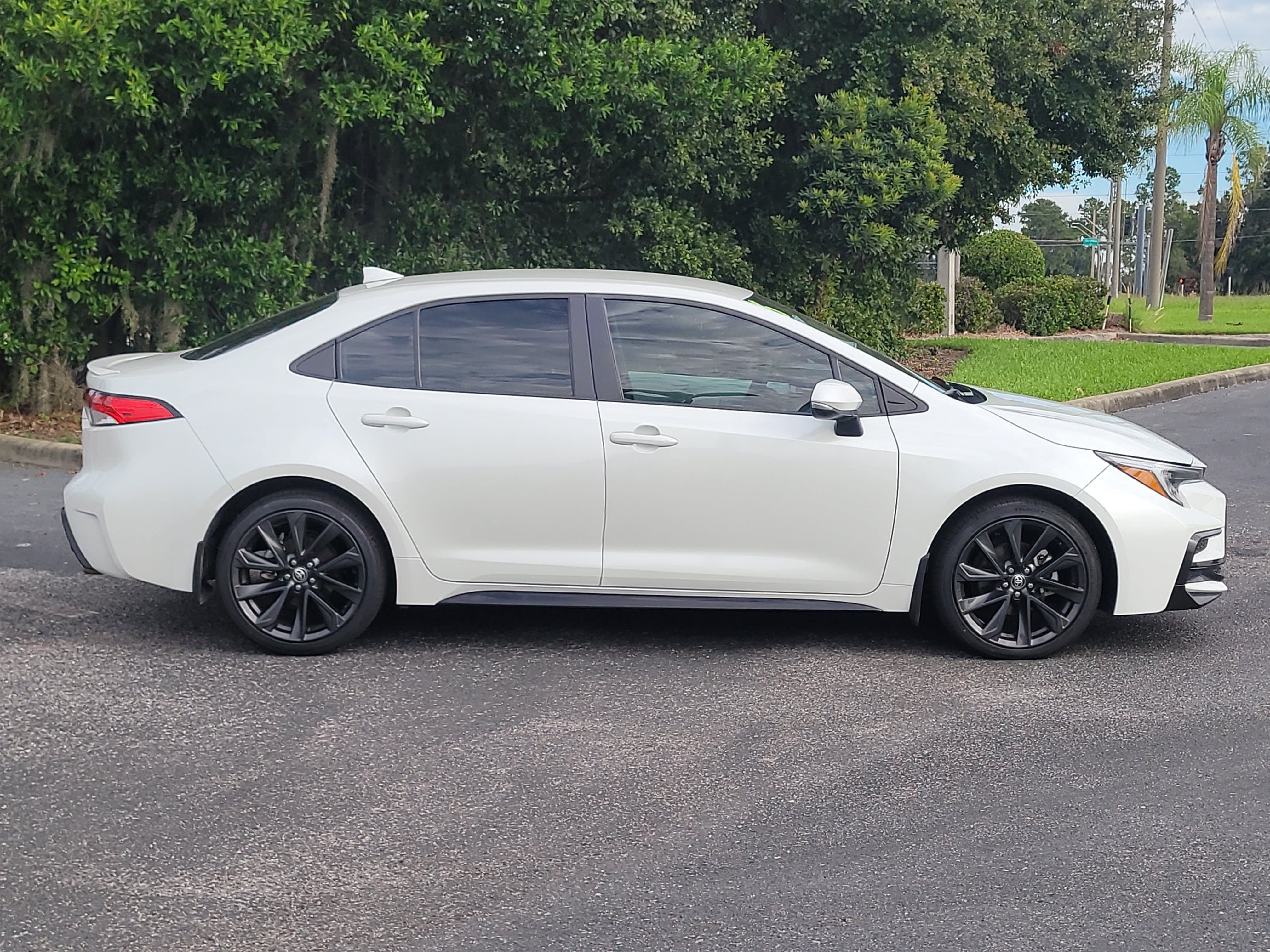 Certified 2026 Toyota Corolla SE FWD image 8