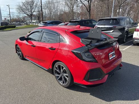 Used 2018 Honda Civic Sport image 28