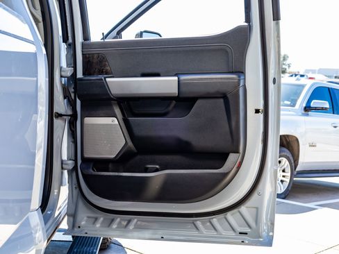 Used 2024 Ford F350 Lariat w/ Lariat Ultimate Package image 39