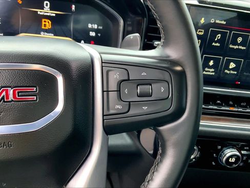Used 2024 GMC Sierra 1500 SLT w/ SLT Convenience Package image 21