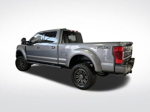 Used 2021 Ford F250 Lariat image 3