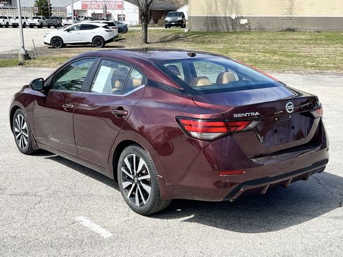 Used 2023 Nissan Sentra SV w/ SV Premium Package FWD image 5