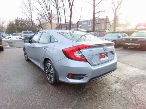 Certified 2017 Honda Civic EX-L image 4