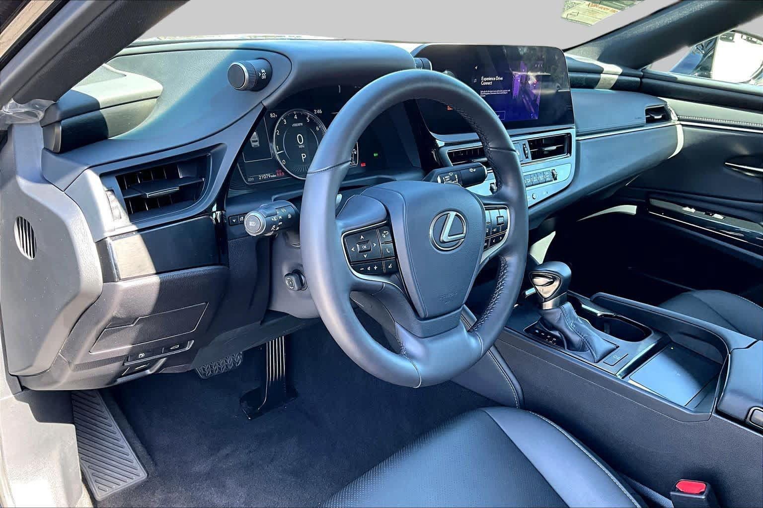 Certified 2024 Lexus ES 350 w/ Premium Package FWD image 16