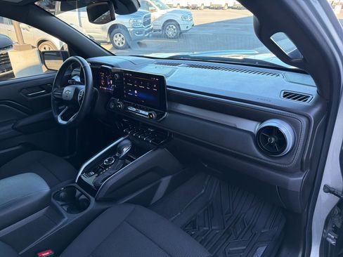 Used 2024 Chevrolet Colorado LT w/ LT Convenience Package II image 42