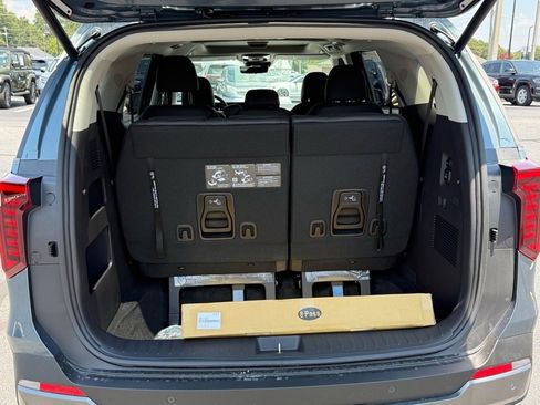 New 2026 Kia Carnival SX Prestige image 13