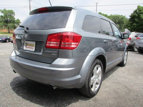 Used 2009 Dodge Journey SXT w/ Flexible Seating Group AWD/4WD image 11