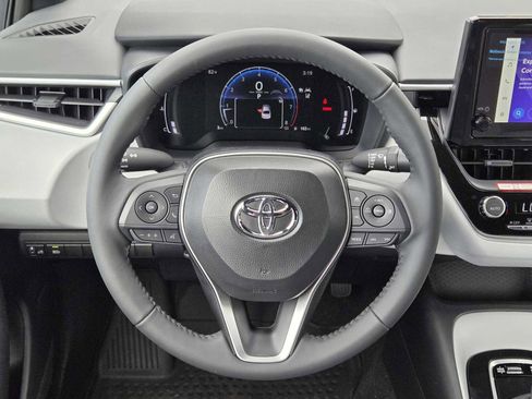 Used 2026 Toyota Corolla SE image 16