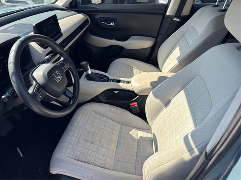 Used 2023 Honda HR-V LX image 11