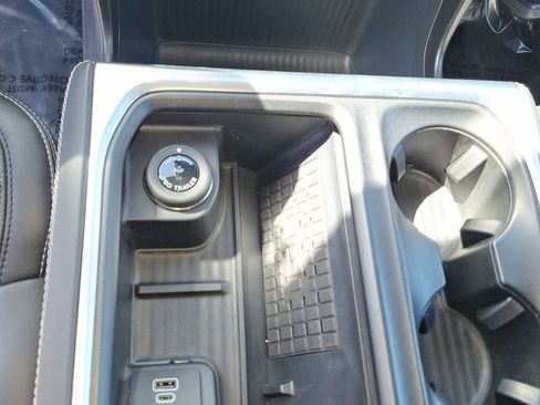 Used 2025 Ford Expedition Max Platinum w/ Driver's Package AWD/4WD image 18