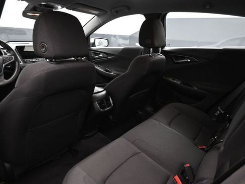Used 2023 Chevrolet Malibu LT FWD image 17