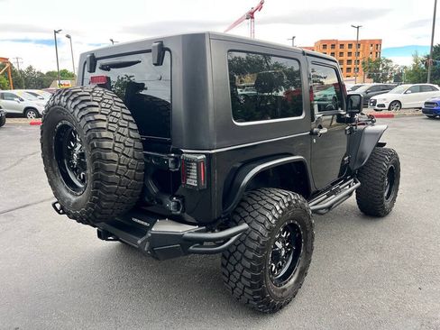 Used 2007 Jeep Wrangler Rubicon w/ Dual Top Group AWD/4WD image 7