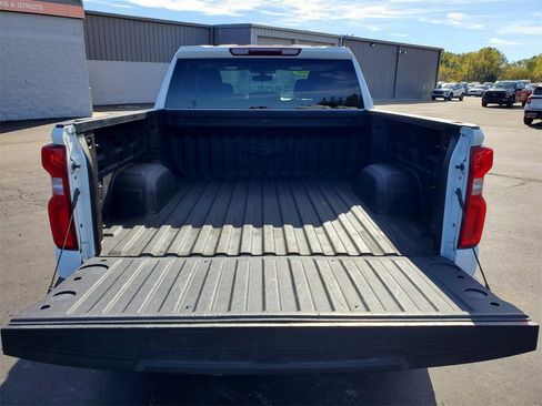 Used 2022 Chevrolet Silverado 1500 RST w/ Redline Edition image 28