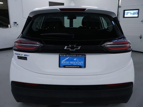 Used 2022 Chevrolet Bolt LT w/ Driver Confidence Package image 6