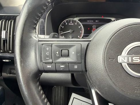 Used 2024 Nissan Pathfinder SV FWD image 22