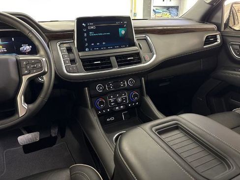 Used 2023 Chevrolet Tahoe Premier AWD/4WD image 22
