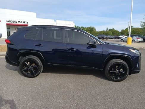 Used 2021 Toyota RAV4 XSE w/ XSE Grade Weather Package AWD/4WD image 2