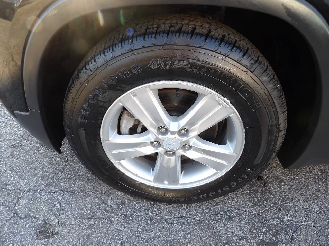Used 2019 Chevrolet Trax LS w/ Tint and Cruise Package FWD image 5