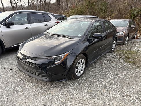 Used 2024 Toyota Corolla LE image 1