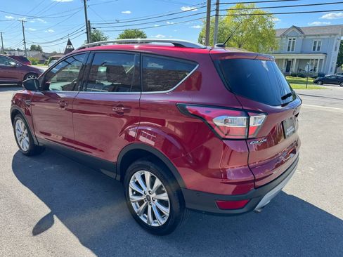 Used 2017 Ford Escape Titanium w/ Equipment Group 301A AWD/4WD image 9
