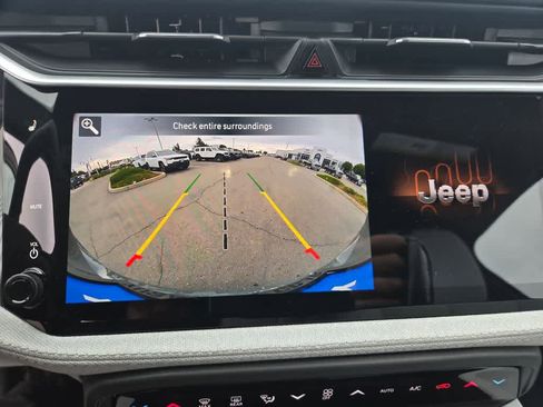 New 2026 Jeep Cherokee Laredo image 11