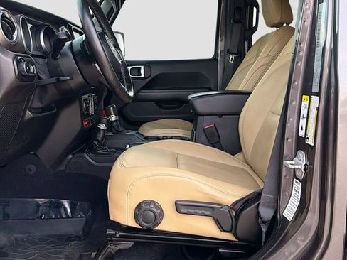 Used 2019 Jeep Wrangler Unlimited Rubicon AWD/4WD image 20