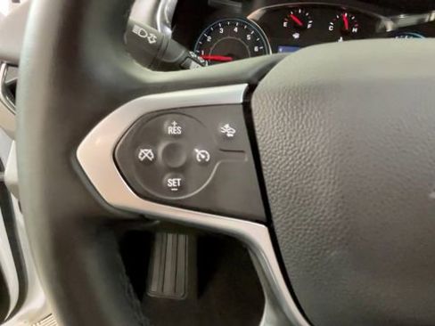 Used 2023 Chevrolet Traverse LT FWD image 22