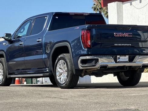 Used 2019 GMC Sierra 1500 SLT w/ SLT Premium Plus Package AWD/4WD image 6