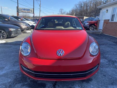 Used 2013 Volkswagen Beetle 2.0T image 2