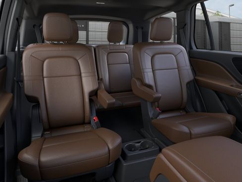 New 2026 Lincoln Aviator Reserve AWD/4WD image 11