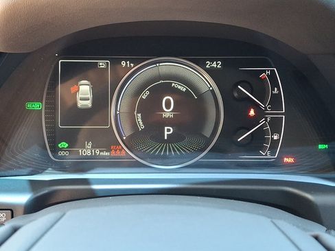 Certified 2025 Lexus ES 300h w/ Luxury Package FWD image 19