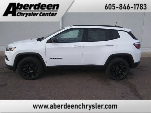 New 2026 Jeep Compass Latitude AWD/4WD image 1
