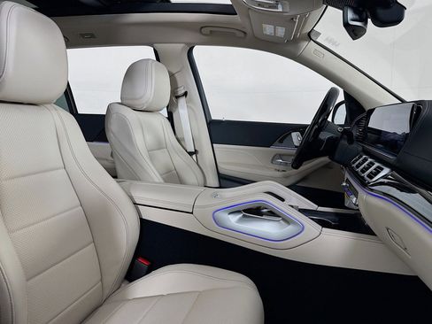 New 2026 Mercedes-Benz GLS 450 GLS 450 image 6