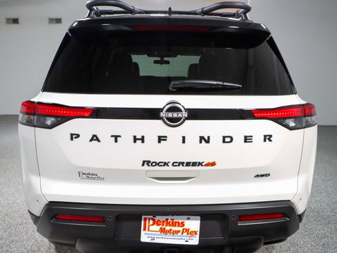 Used 2023 Nissan Pathfinder Rock Creek image 8
