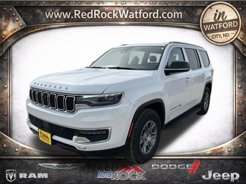 Used 2023 Jeep Wagoneer 4WD w/ Convenience Group I image 4