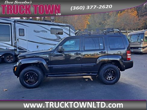 Used 2012 Jeep Liberty Sport image 6