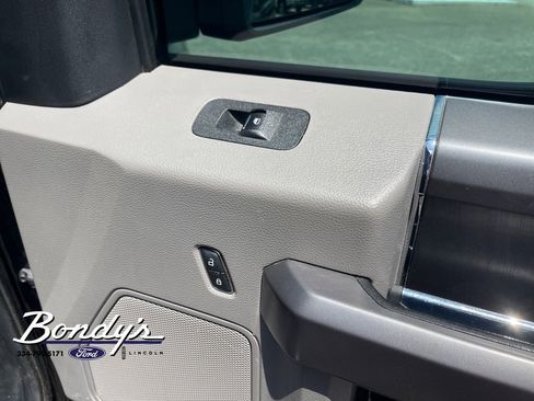 Used 2020 Ford F150 XLT w/ Equipment Group 302A Luxury AWD/4WD image 19