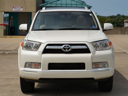 Used 2013 Toyota 4Runner Limited AWD/4WD image 12