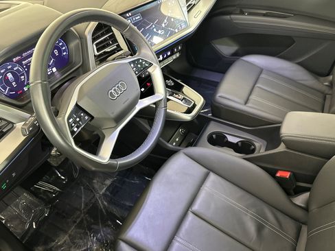 Certified 2024 Audi Q4 e-tron Prestige w/ Black Optic Package AWD/4WD image 9