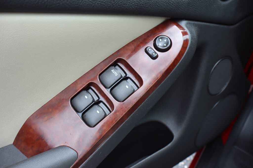 Used 2006 Pontiac G6 GT FWD image 14