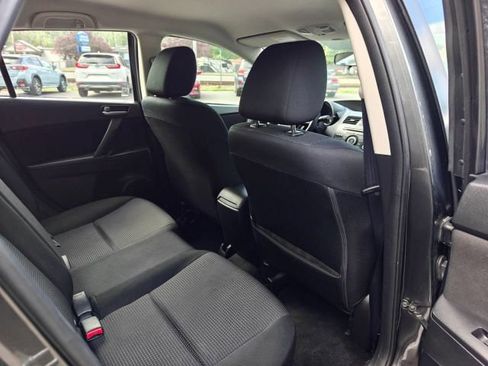 Used 2012 MAZDA MAZDA3 i Touring FWD image 39
